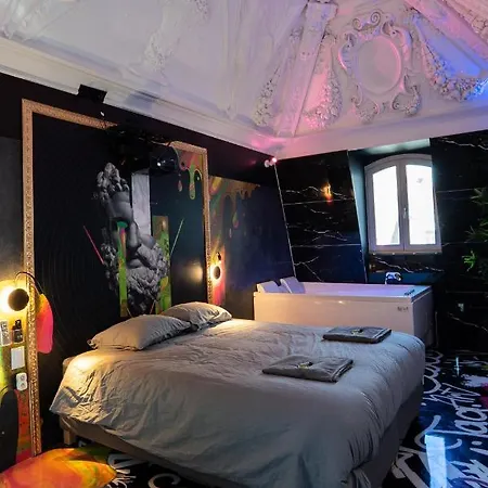 Capsule Art Déco - Jacuzzi - Netflix - Cinéma - Arcade De Jeux&nintendo Switch - 2 - Filet Suspendu Valenciennes